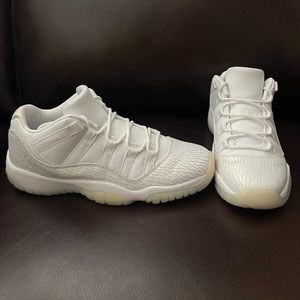 AIR JORDAN 11 LOW! “HEIRESS PURE PLATINUM” GRADE SCHOOL! SIZE 7! WORN 3X! NO BOX